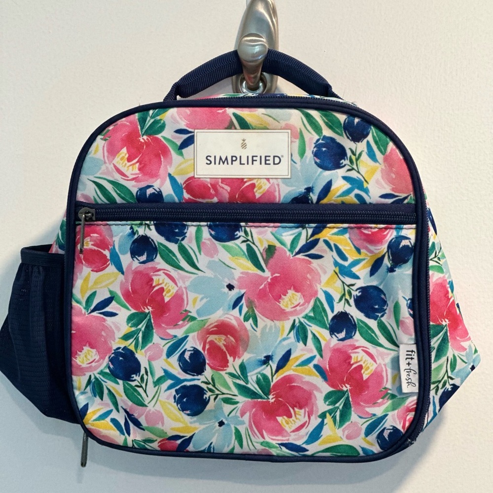 Fit and fresh lunch bag - Pink and Blue flower print insulated